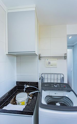 Apartamento para alugar com 33m², 2 quartos e sem vaga Apartamento para alugar com 33m², 2 quartos e sem vagaSala, cozinha e área de serviço