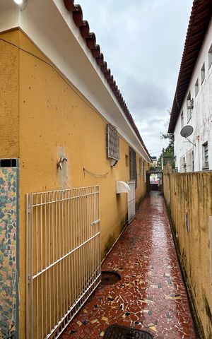 Casa à venda com 160m², 4 quartos e 6 vagasFachada