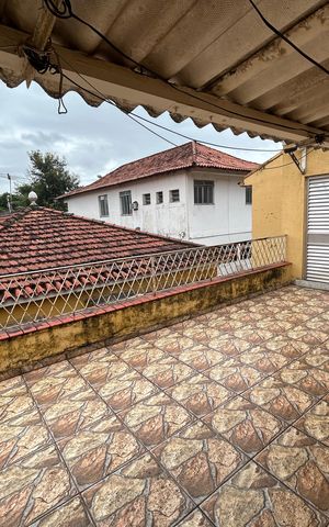 Casa à venda com 160m², 4 quartos e 6 vagasTerraço