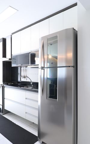 Apartamento à venda com 79m², 2 quartos e 2 vagasCozinha e Área de Serviço