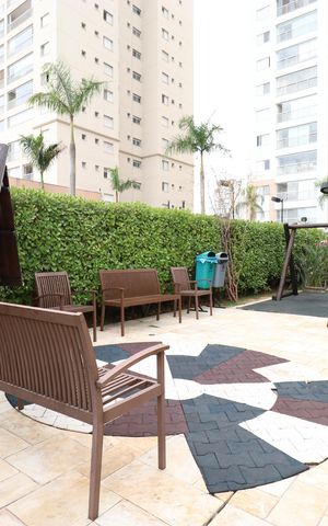 Apartamento à venda com 79m², 2 quartos e 2 vagasÁrea comum - Playground