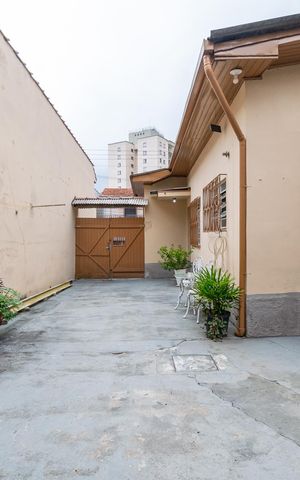 Casa para alugar com 70m², 2 quartos e 1 vaga Casa para alugar com 70m², 2 quartos e 1 vagaQuintal / Garagem