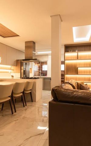 Casa de condomínio à venda com 180m², 3 quartos e 4 vagas Casa de condomínio à venda com 180m², 3 quartos e 4 vagasSala