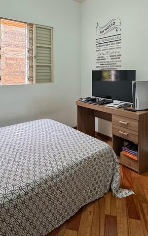 Casa à venda com 210m², 4 quartos e 4 vagas Casa à venda com 210m², 4 quartos e 4 vagasQuarto 2 - Suíte
