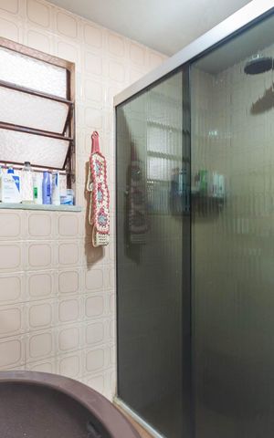 Casa à venda com 400m², 3 quartos e 2 vagasBanheiro 2