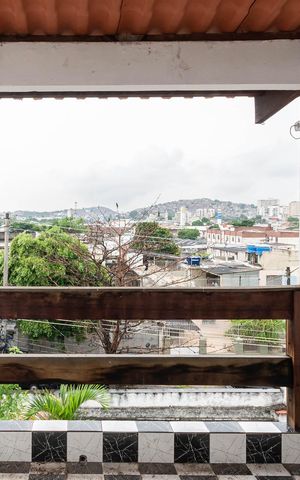 Casa à venda com 400m², 3 quartos e 2 vagasVaranda Quartos 2 e 3