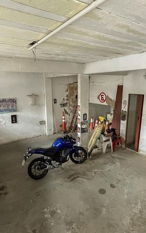 Casa à venda com 400m², 3 quartos e 2 vagasGaragem