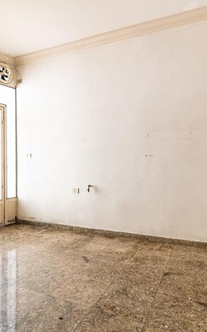 Casa à venda com 340m², 4 quartos e 4 vagas Casa à venda com 340m², 4 quartos e 4 vagasCozinha
