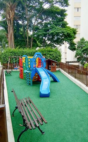 Apartamento à venda com 110m², 3 quartos e 1 vaga Apartamento à venda com 110m², 3 quartos e 1 vagaÁrea comum - Playground