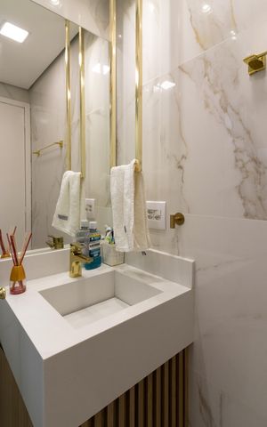 Casa de condomínio à venda com 82m², 2 quartos e 1 vaga Casa de condomínio à venda com 82m², 2 quartos e 1 vagaBanheiro