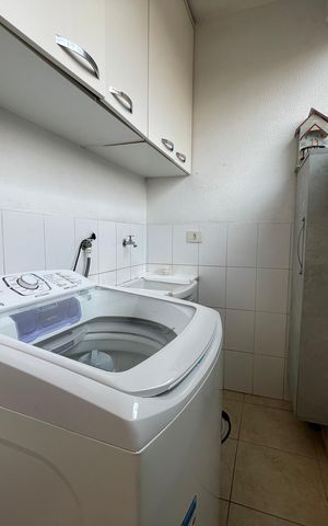 Casa à venda com 170m², 4 quartos e 4 vagas Casa à venda com 170m², 4 quartos e 4 vagasÁrea de Serviço