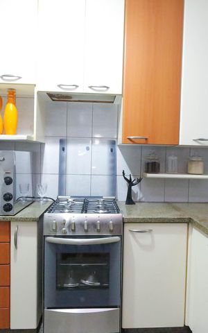 Apartamento à venda com 100m², 3 quartos e 2 vagas Apartamento à venda com 100m², 3 quartos e 2 vagasCozinha