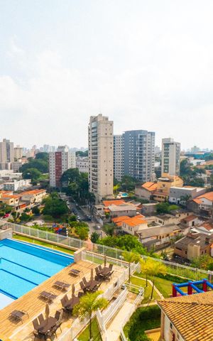 Apartamento à venda com 92m², 3 quartos e 2 vagas Apartamento à venda com 92m², 3 quartos e 2 vagasVista da Sacada