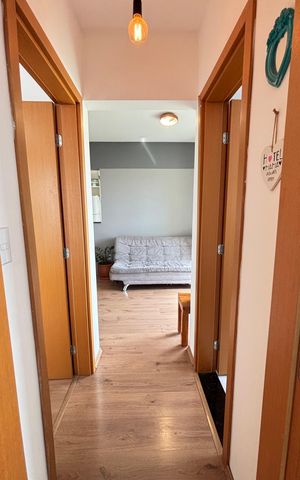 Apartamento para alugar com 51m², 2 quartos e 1 vaga Apartamento para alugar com 51m², 2 quartos e 1 vagaCorredor para os Quartos