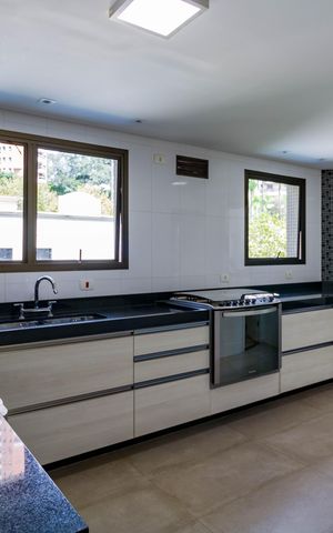 Apartamento à venda com 250m², 3 quartos e 3 vagasCozinha