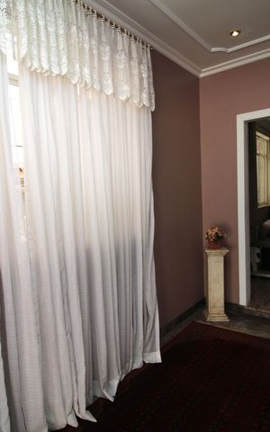 Casa à venda com 360m², 3 quartos e 5 vagasSala