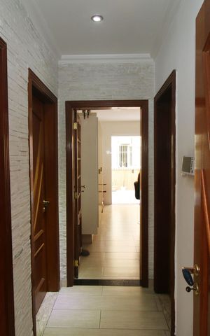 Casa à venda com 360m², 3 quartos e 5 vagasCorredor