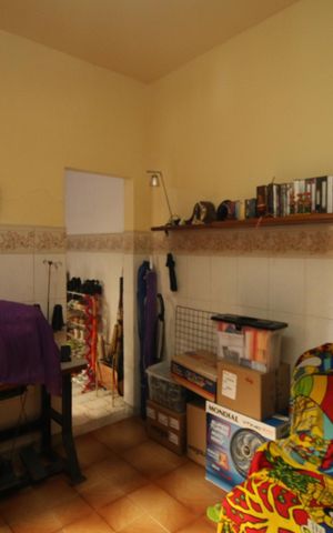 Casa à venda com 360m², 3 quartos e 5 vagasQuarto de Serviço