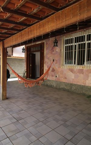 Casa à venda com 360m², 3 quartos e 5 vagasVaranda - Garagem