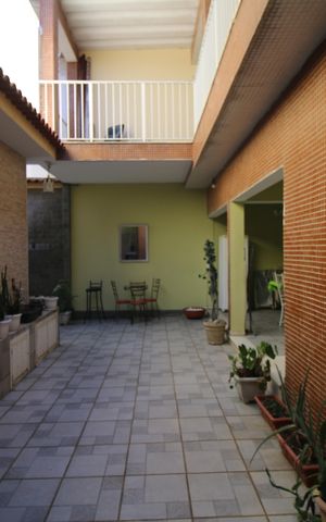 Casa à venda com 360m², 3 quartos e 5 vagasQuintal