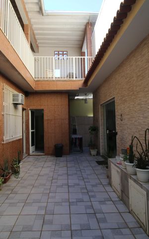 Casa à venda com 360m², 3 quartos e 5 vagasQuintal