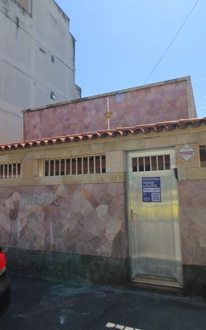 Casa à venda com 360m², 3 quartos e 5 vagasFachada da Casa