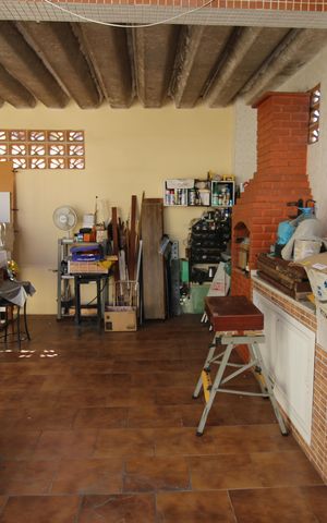 Casa à venda com 360m², 3 quartos e 5 vagasÁrea gourmet