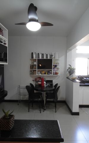 Apartamento à venda com 320m², 5 quartos e 2 vagasCozinha
