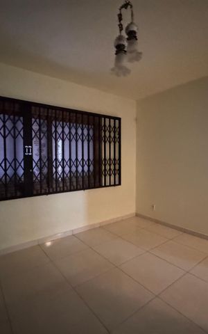 Casa para alugar com 135m², 3 quartos e 2 vagas Casa para alugar com 135m², 3 quartos e 2 vagasQuarto 2