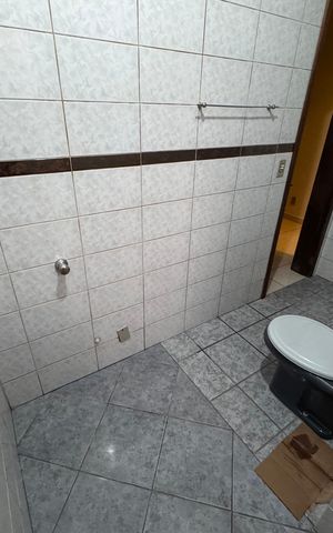 Casa para alugar com 135m², 3 quartos e 2 vagas Casa para alugar com 135m², 3 quartos e 2 vagasBanheiro Social