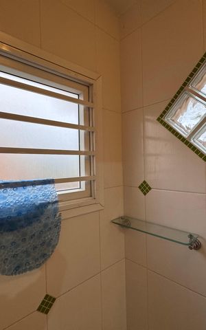 Casa para alugar com 135m², 3 quartos e 2 vagas Casa para alugar com 135m², 3 quartos e 2 vagasBanheiro da Suíte