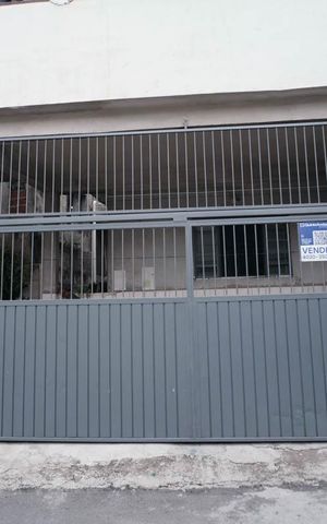 Casa à venda com 150m², 3 quartos e 1 vagaFachada