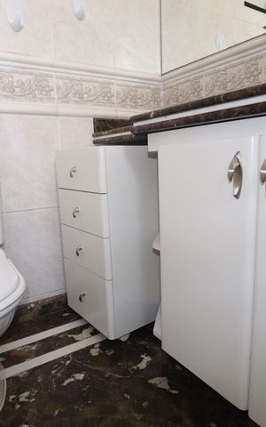 Apartamento à venda com 224m², 4 quartos e 3 vagasBanheiro Quarto 2 suíte