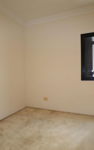 Apartamento à venda com 224m², 4 quartos e 3 vagasQuarto 4
