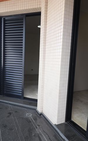 Apartamento à venda com 224m², 4 quartos e 3 vagasVaranda Quarto 2 suíte