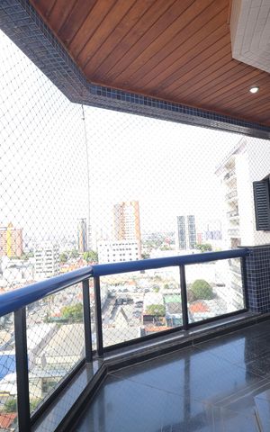 Apartamento à venda com 224m², 4 quartos e 3 vagasVaranda Sala
