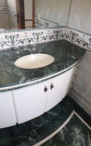 Apartamento à venda com 224m², 4 quartos e 3 vagasBanheiro Quarto 3 suíte