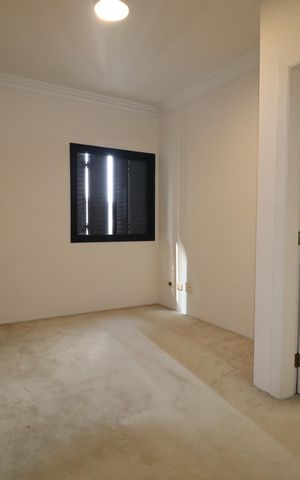 Apartamento à venda com 224m², 4 quartos e 3 vagasQuarto 4