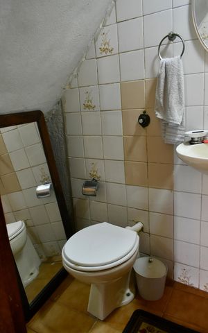 Casa para alugar com 140m², 4 quartos e 2 vagas Casa para alugar com 140m², 4 quartos e 2 vagasLavabo