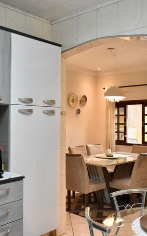 Casa para alugar com 140m², 4 quartos e 2 vagas Casa para alugar com 140m², 4 quartos e 2 vagasCozinha