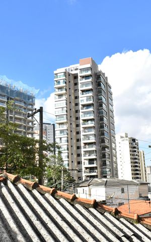 Casa para alugar com 140m², 4 quartos e 2 vagas Casa para alugar com 140m², 4 quartos e 2 vagasSuíte