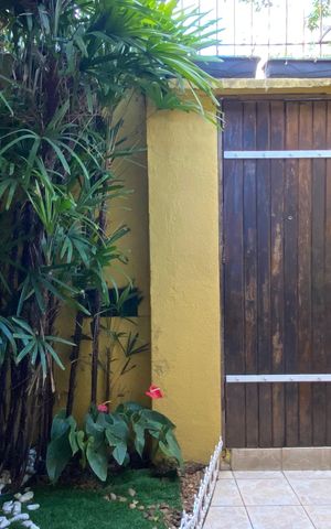 Casa para alugar com 140m², 4 quartos e 2 vagas Casa para alugar com 140m², 4 quartos e 2 vagasEntrada