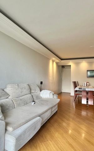 Apartamento à venda com 95m², 3 quartos e 2 vagas Apartamento à venda com 95m², 3 quartos e 2 vagasSala
