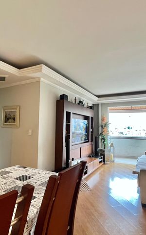 Apartamento à venda com 95m², 3 quartos e 2 vagas Apartamento à venda com 95m², 3 quartos e 2 vagasSala