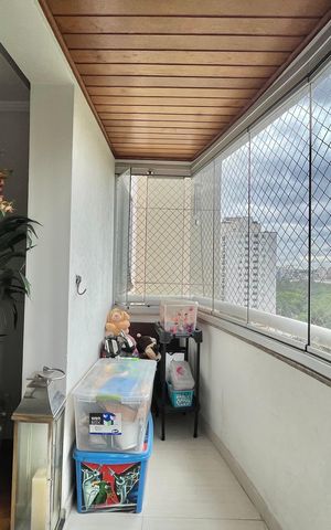 Apartamento à venda com 95m², 3 quartos e 2 vagas Apartamento à venda com 95m², 3 quartos e 2 vagasVaranda