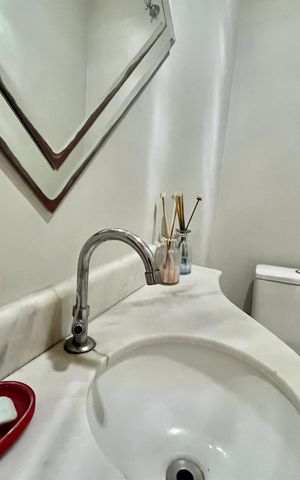 Apartamento à venda com 95m², 3 quartos e 2 vagas Apartamento à venda com 95m², 3 quartos e 2 vagasLavabo