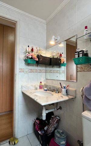 Apartamento à venda com 95m², 3 quartos e 2 vagas Apartamento à venda com 95m², 3 quartos e 2 vagasBanheiro da Suíte