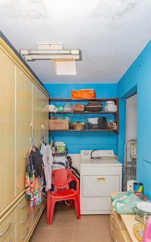 Casa à venda com 200m², 3 quartos e 2 vagasÁrea de Serviço