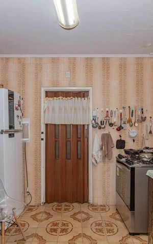Casa à venda com 200m², 3 quartos e 2 vagasCozinha