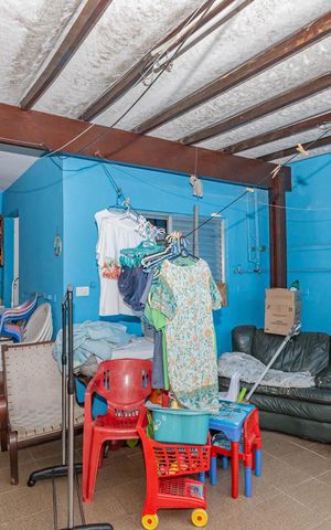 Casa à venda com 200m², 3 quartos e 2 vagasÁrea de Serviço